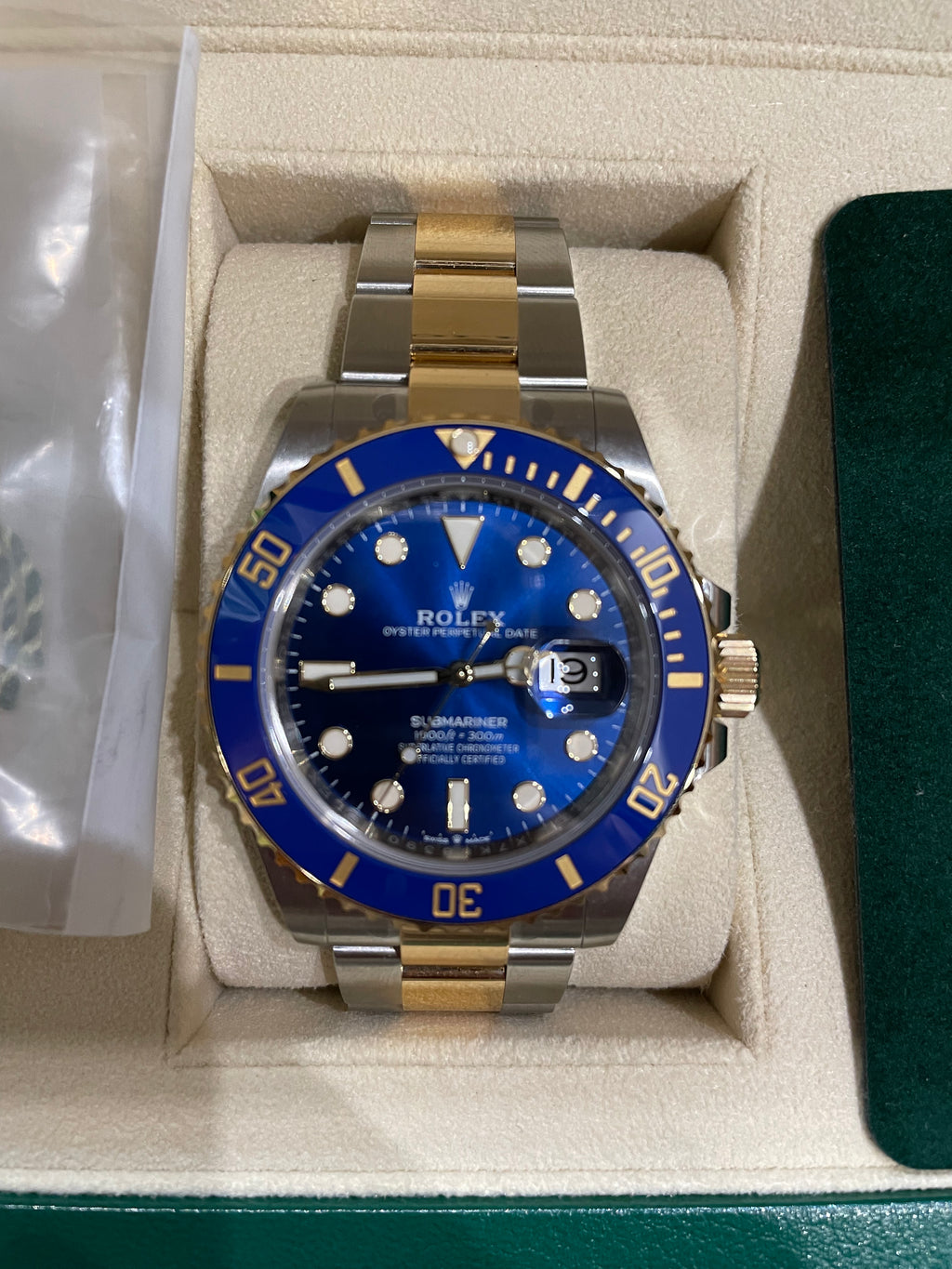 ROLEX SUBMARINER DATE