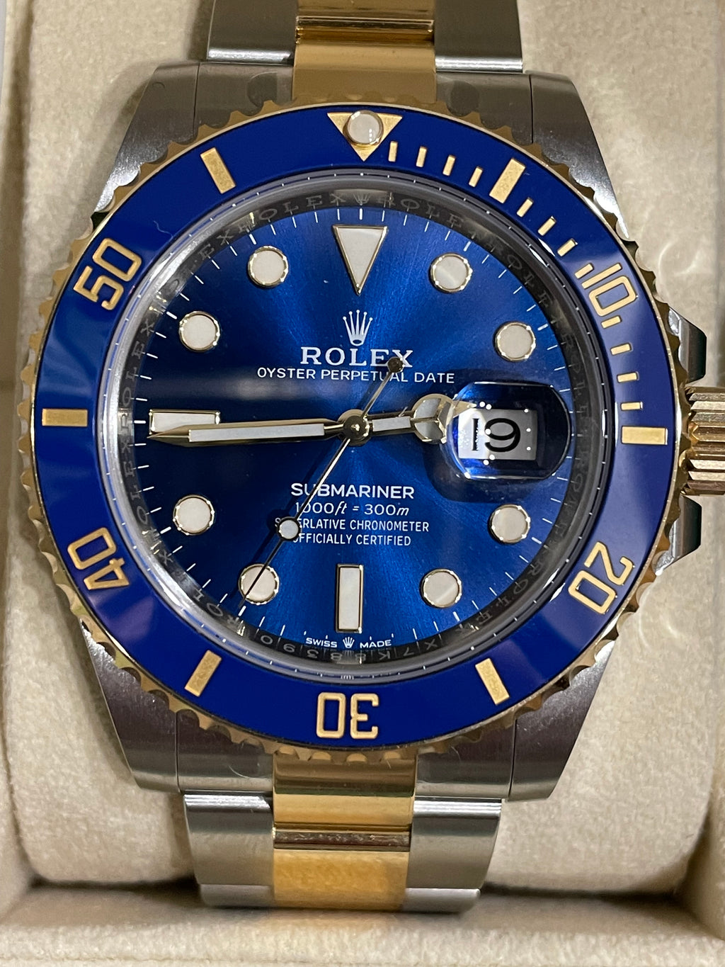 ROLEX SUBMARINER DATE